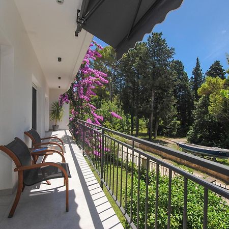 Park View Apartments Kastela Bagian luar foto