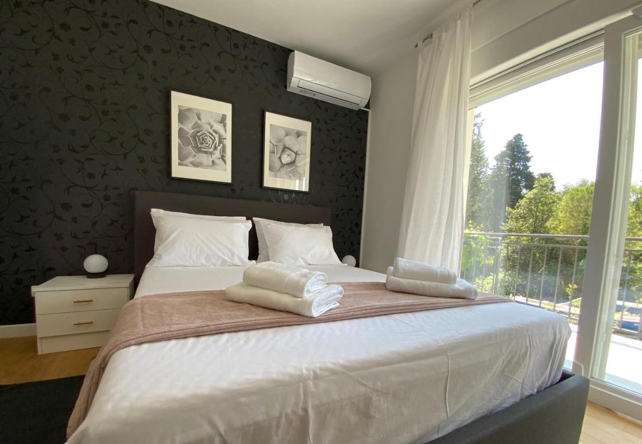 Park View Apartments Kastela Bagian luar foto