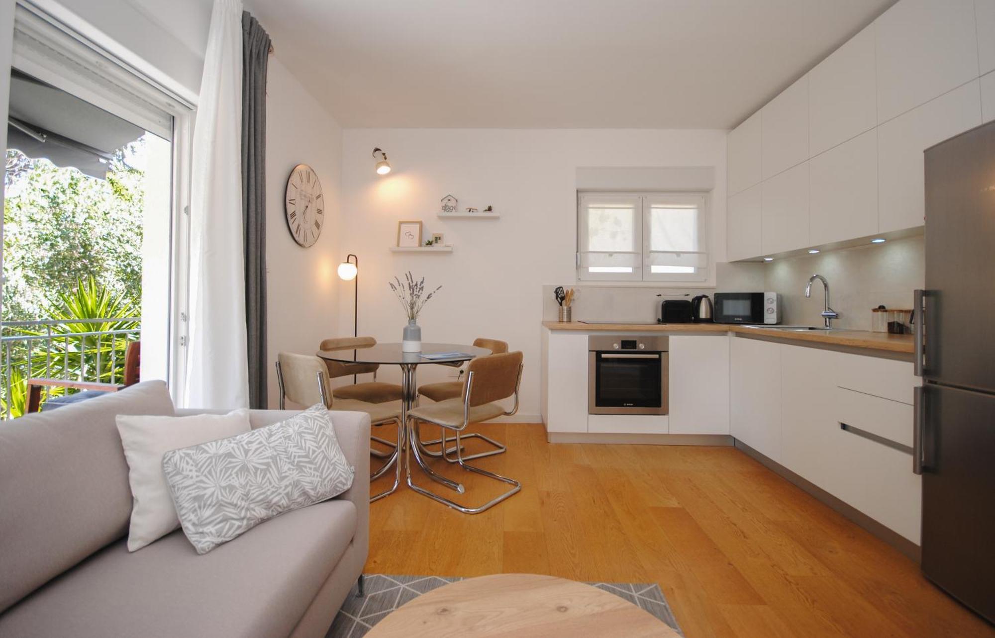 Park View Apartments Kastela Bagian luar foto
